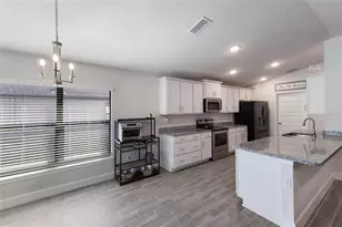 9320 46th Ct E, Parrish, FL 34219 - Photo 10