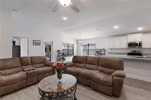 9320 46th Ct E, Parrish, FL 34219 - Photo 8