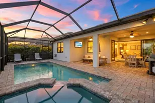 5904 Bluestar Ct, Lakewood Ranch, FL 34211 - Photo 2