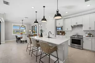 5904 Bluestar Ct, Lakewood Ranch, FL 34211 - Photo 4