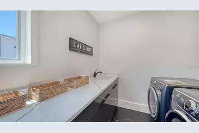 8800 Midnight Pass Road, Sarasota, FL 34242 - Photo 36