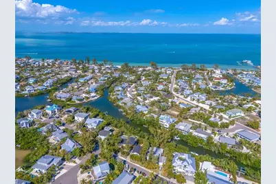 216 Gladiolus Street, Anna Maria, FL 34216 - Photo 32