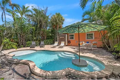 205 Peacock Lane #A, Holmes Beach, FL 34217 - Photo 2