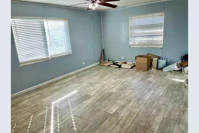 3911 45th Street E, Bradenton, FL 34208 - Photo 6