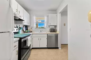 915 Beach Rd, Sarasota, FL 34242 - Photo 14