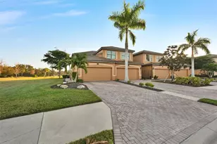 6911 Grand Estuary Trail, Bradenton, FL 34212 - Photo 4