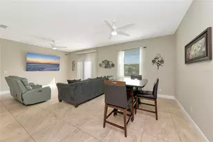 3221 3rd St E, Bradenton, FL 34208 - Photo 10