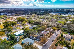 3221 3rd St E, Bradenton, FL 34208 - Photo 40