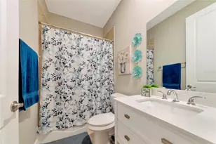 3221 3rd St E, Bradenton, FL 34208 - Photo 34