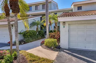 600 Carriage House Ln, Nokomis, FL 34275 - Photo 1