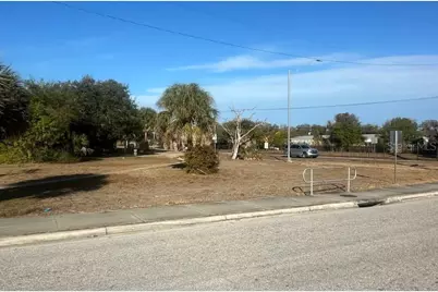 2154 Dr Martin Luther King Jr Way, Sarasota, FL 34234 - Photo 14