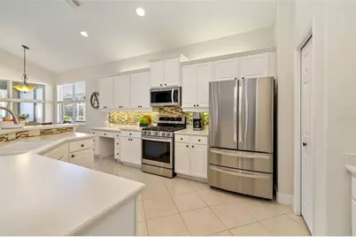 646 Foggy Morn Lane, Bradenton, FL 34212 - Photo 24