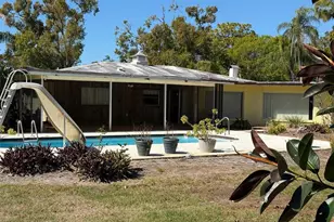 3846 Malec Cir, Sarasota, FL 34233 - Photo 16