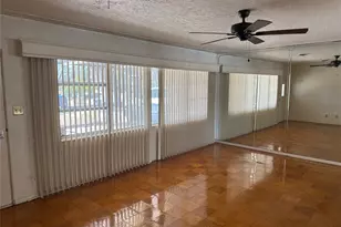 3846 Malec Cir, Sarasota, FL 34233 - Photo 10