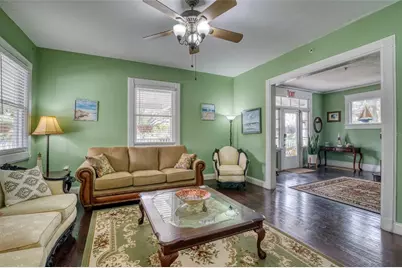 304 15th Street W, Bradenton, FL 34205 - Photo 12