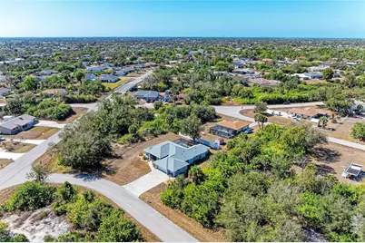 7376 Regina Drive, Englewood, FL 34224 - Photo 4