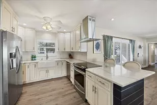 2149 Wason Rd, Sarasota, FL 34231 - Photo 10