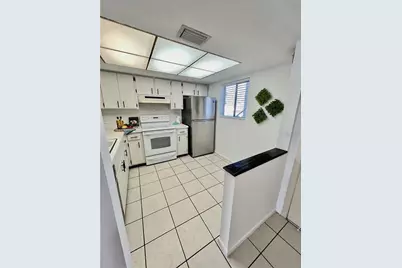 3500 Beneva Road #305, Sarasota, FL 34232 - Photo 6