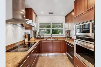 2329 Siesta Drive, Sarasota, FL 34239 - Photo 10