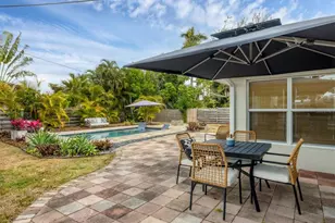 2329 Siesta Dr, Sarasota, FL 34239 - Photo 20