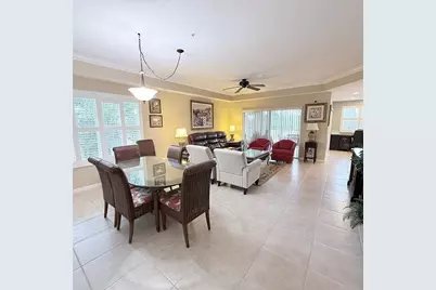 6318 Grand Oak Circle #201, Bradenton, FL 34203 - Photo 10