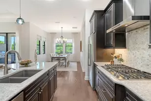 9817 Marbella Dr, Bradenton, FL 34211 - Photo 14