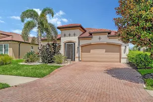 9817 Marbella Dr, Bradenton, FL 34211 - Photo 2