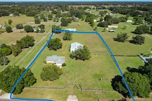 331 SE Hwy 42, Summerfield, FL 34491 - Photo 1
