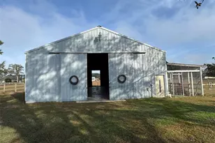 331 SE Hwy 42, Summerfield, FL 34491 - Photo 14