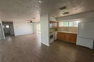 2725 Terry Ln, Sarasota, FL 34231 - Photo 14