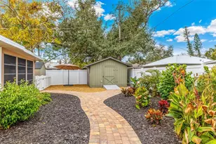 1024 Pattison Ave, Sarasota, FL 34237 - Photo 32