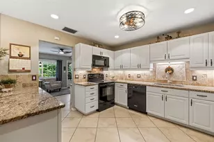 1024 Pattison Ave, Sarasota, FL 34237 - Photo 10