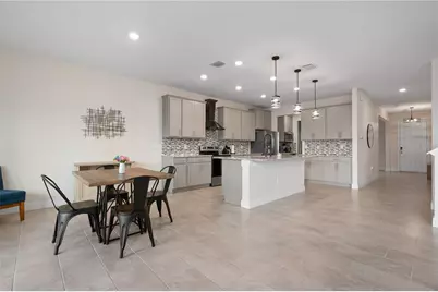 5755 Woodland Sage Drive, Sarasota, FL 34238 - Photo 8