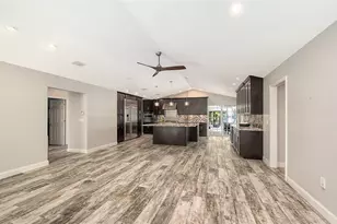 7937 Broadmoor Pines Blvd, Sarasota, FL 34243 - Photo 26