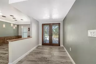 7937 Broadmoor Pines Blvd, Sarasota, FL 34243 - Photo 8