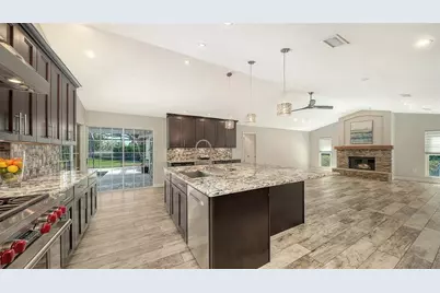 7937 Broadmoor Pines Boulevard, Sarasota, FL 34243 - Photo 16