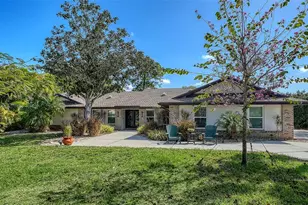 7937 Broadmoor Pines Blvd, Sarasota, FL 34243 - Photo 4