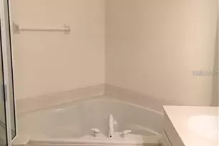 4480 Streamside Ct, Sarasota, FL 34238 - Photo 10