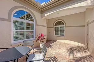 3373 Hadfield Greene, Sarasota, FL 34235 - Photo 4