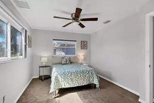 3425 Fairview Dr, Sarasota, FL 34239 - Photo 26