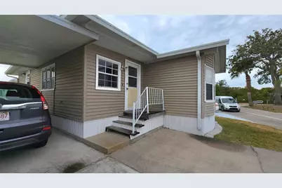3333 26th Avenue E #1202, Bradenton, FL 34208 - Photo 2