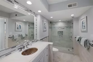 101 Benjamin Franklin Dr, Sarasota, FL 34236 - Photo 10
