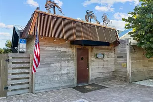 690 Fox St, Longboat Key, FL 34228 - Photo 40