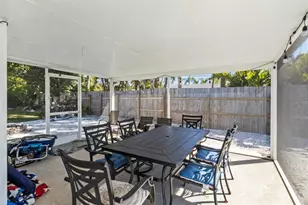 690 Fox St, Longboat Key, FL 34228 - Photo 20