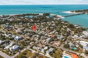 690 Fox St, Longboat Key, FL 34228 - Photo 30