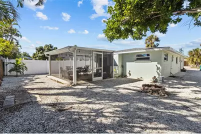 690 Fox Street, Longboat Key, FL 34228 - Photo 24