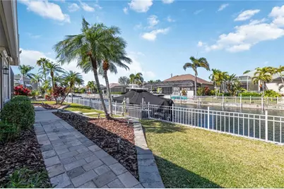 4739 Compass Drive, Bradenton, FL 34208 - Photo 2