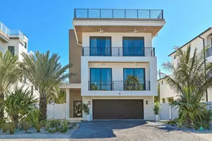111 Palmetto Ave, Anna Maria, FL 34216 - Photo 1
