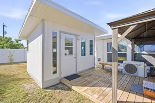 6035 Hopkins Dr N, Bradenton, FL 34207 - Photo 32