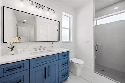 1647 Siesta Drive, Sarasota, FL 34239 - Photo 36